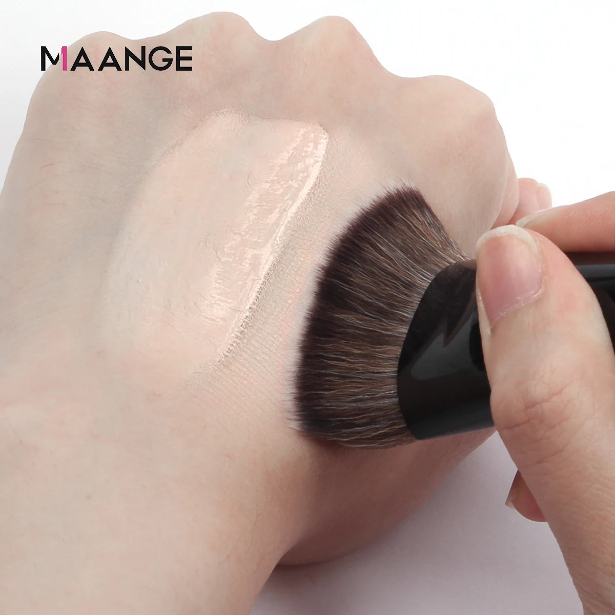 Flat Head Foundation Brush With Box Powder Blush Concealer Makeup Brush Skin-friendly Makeup Tool