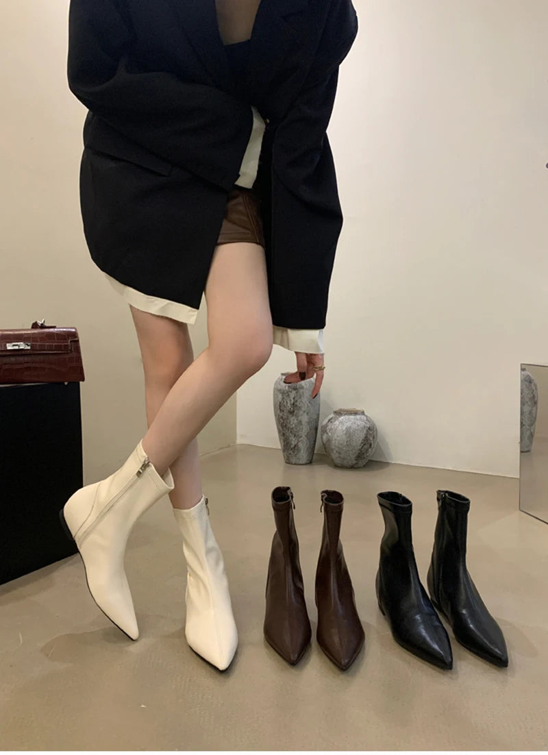 Maria's Pointed Toe Short Booties Concise Internal Elevation Shoes