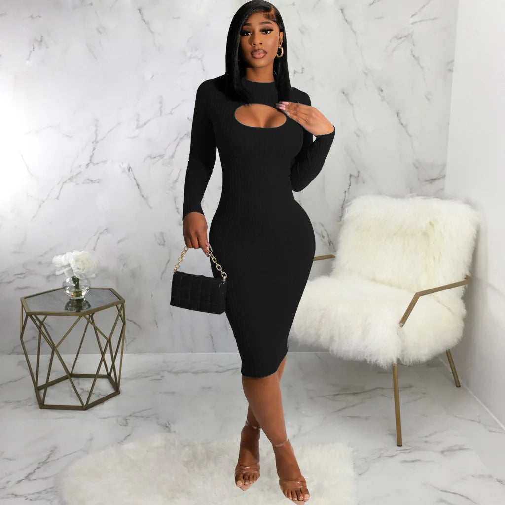 Solid color long-sleeved white collar dresses