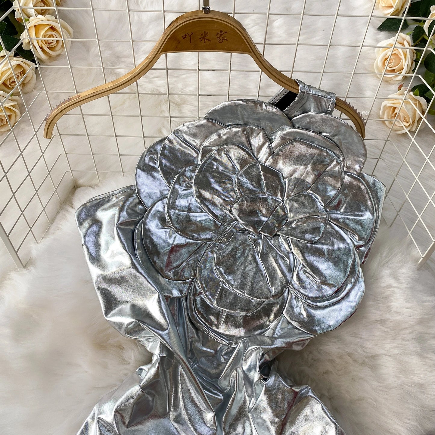 Chic Spliced Halter Diagonal Collar Dresses