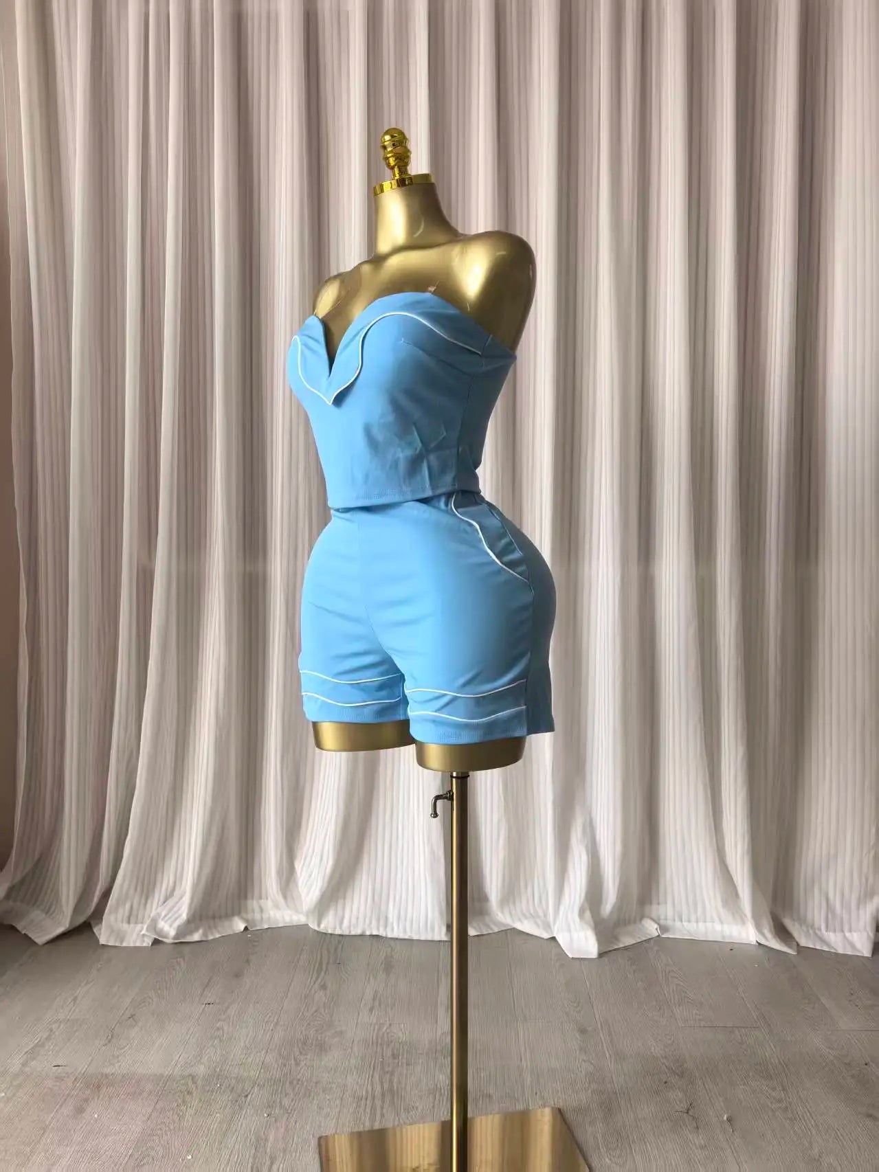 Fashion Striped Strapless Crop Top + Short Sets (2pcs)