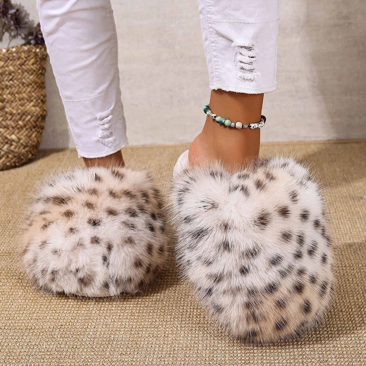 Faux Fur Leopard Pattern Soft Sole Indoor Ladies Shoes