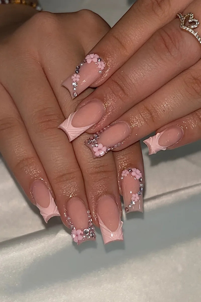 24Pcs Mid-length Square Head French False Nails with 3D Bow Rhinestone Design Full Cover Fake Nails Reusable Press on Nails Tips