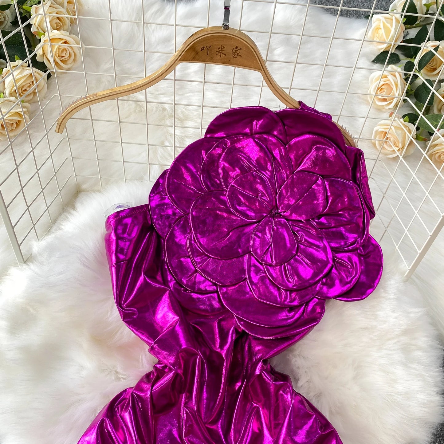 Chic Spliced Halter Diagonal Collar Dresses