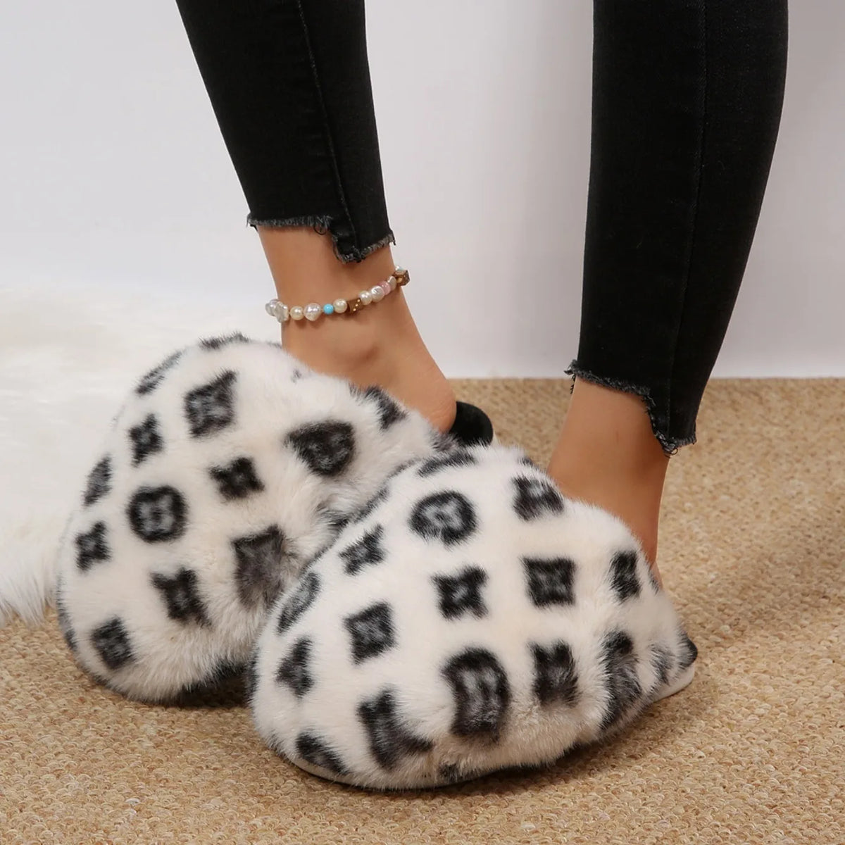 New Fluffy Luxury Designer Home Casual Fuzzy Shoes for Women