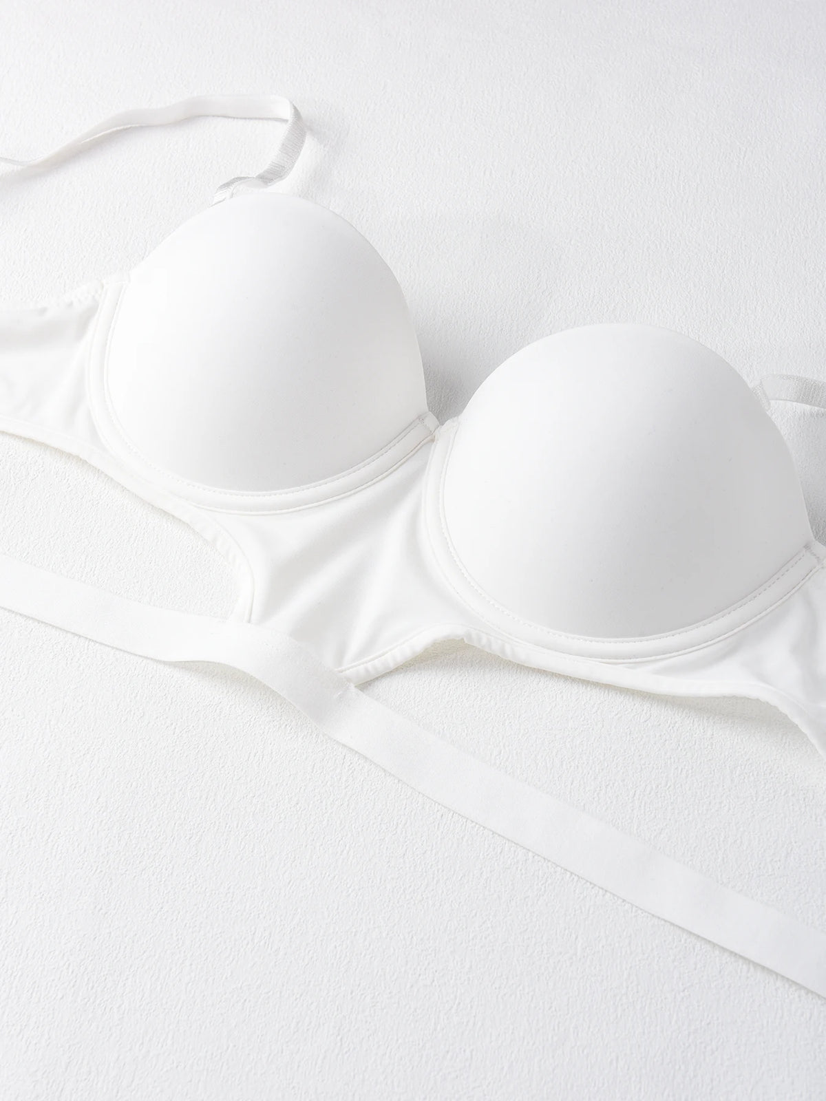 Stylish undertone beautiful back half cup smooth and exposed waist slim waist big exposed back push up bra