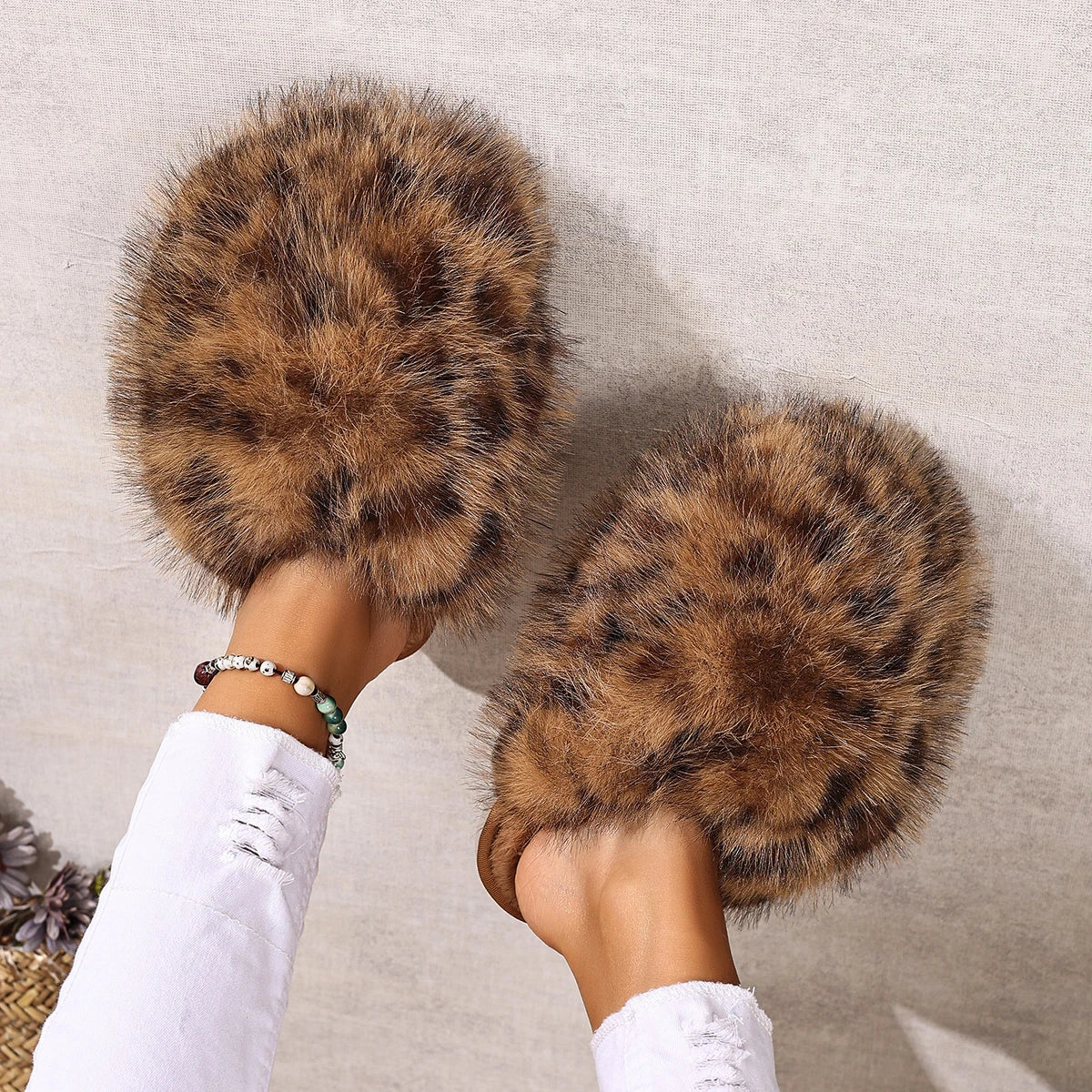 Faux Fur Leopard Pattern Soft Sole Indoor Ladies Shoes