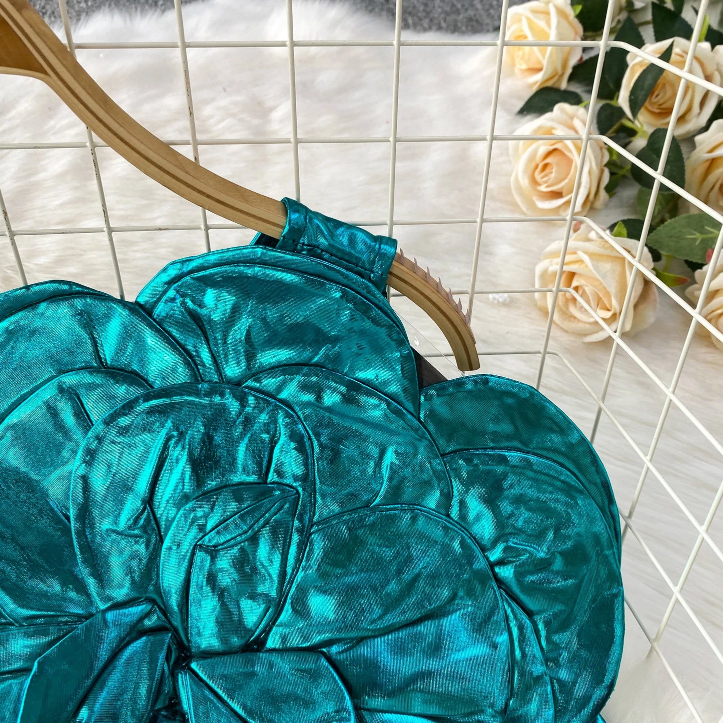 Chic Spliced Halter Diagonal Collar Dresses