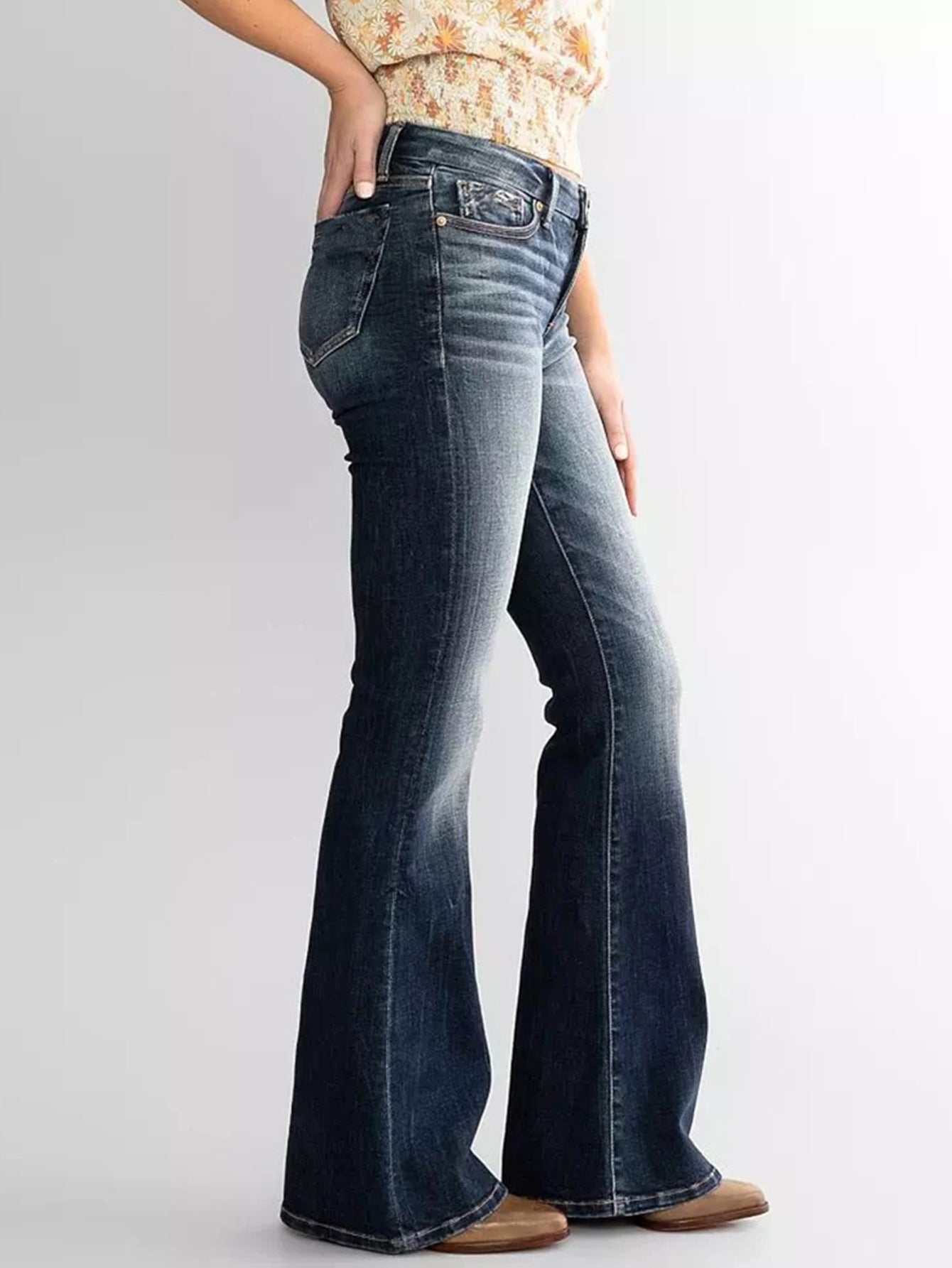 Rita Mid Waist Slim Fit Stretch Retro Flared Jeans