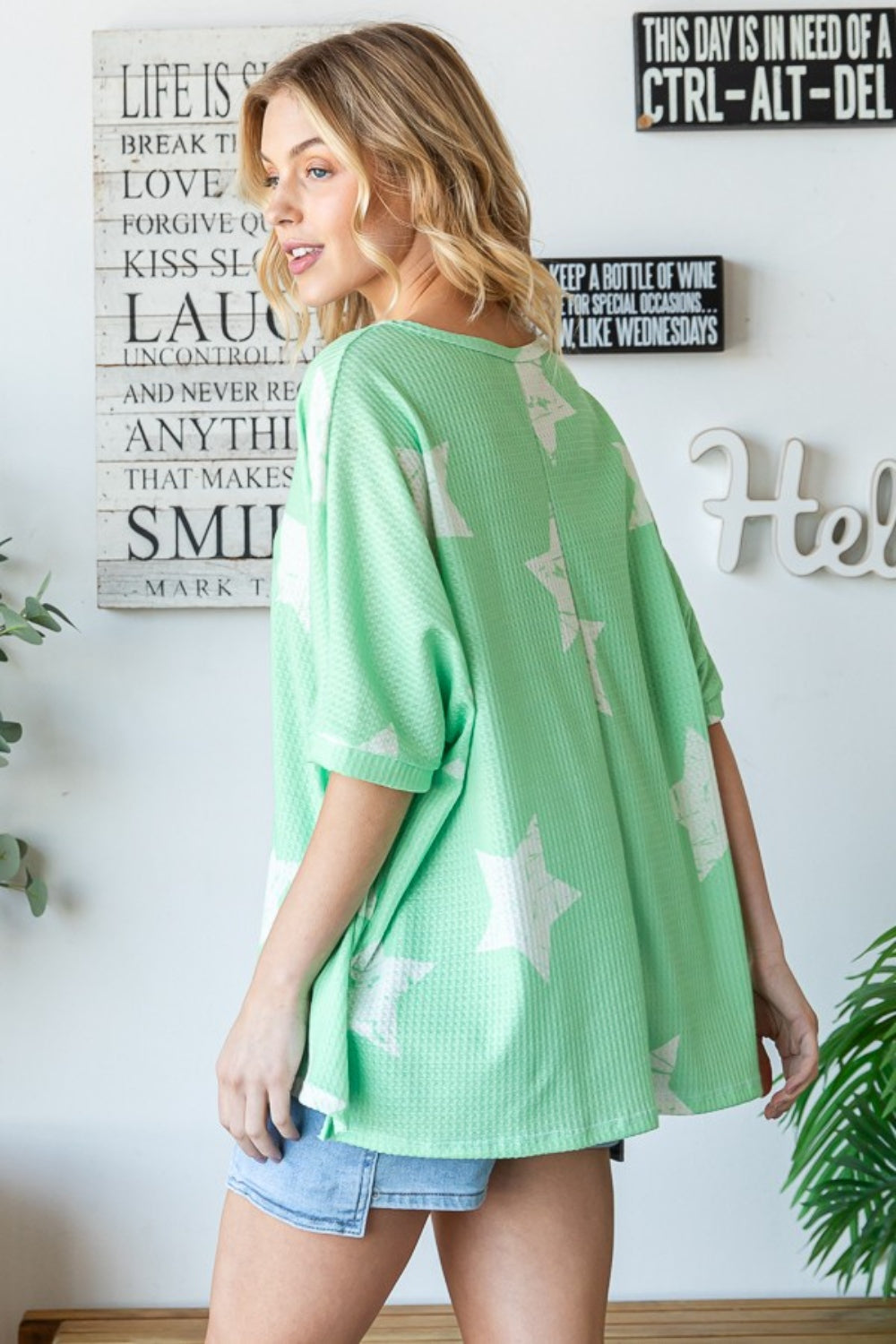 HOPELY Star Pattern Oversized Waffle T-Shirt - Fashion Finder Hub