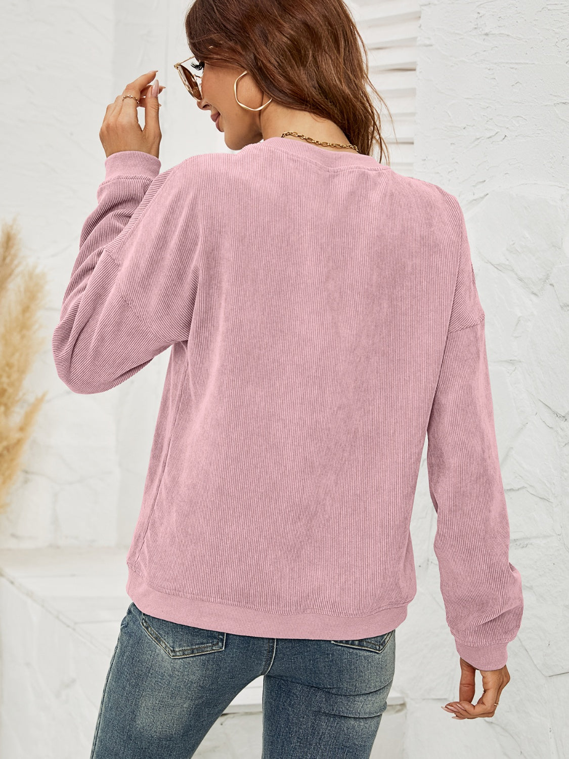 MERRY CHRISTMAS Y'ALL Graphic Sweatshirt - Fashion Finder Hub