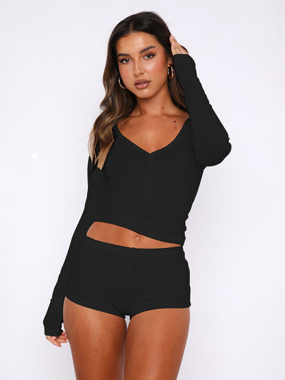 Women's knitted long-sleeved short set