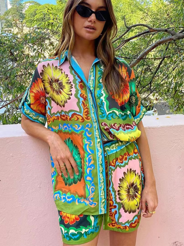 Loose daisy flower shorts and shirt two sets