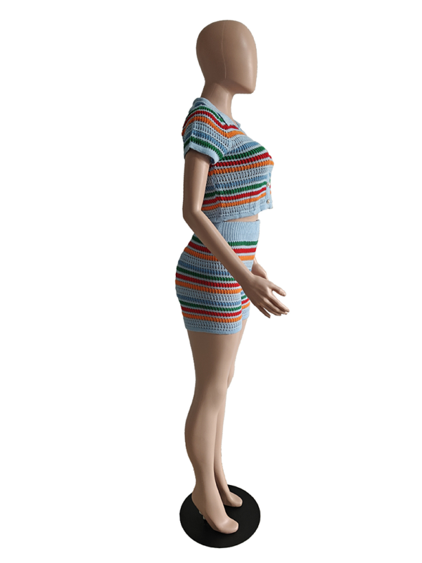 New knitted color short set