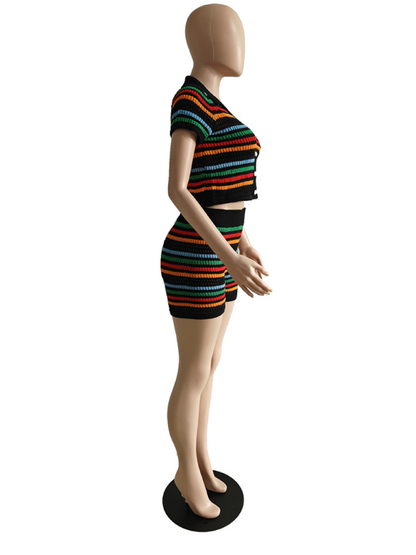 New knitted color short set