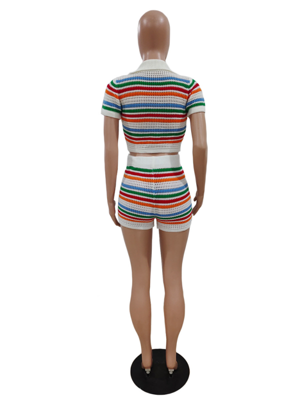 New knitted color short set